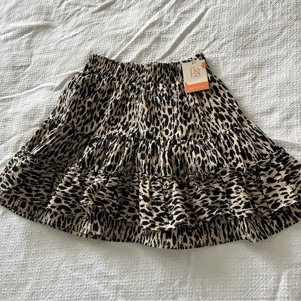 Linen skirt fresh boutique animal print small